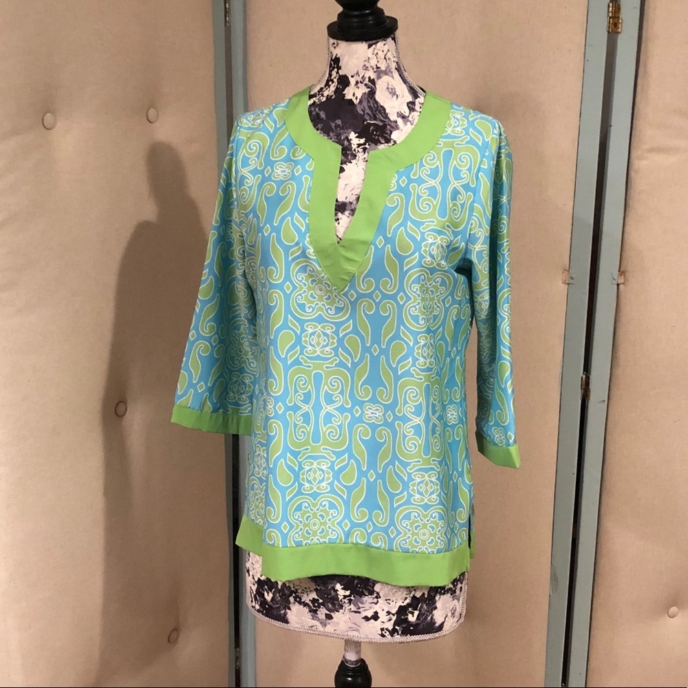 Buckhead Betties Tunic - Medium